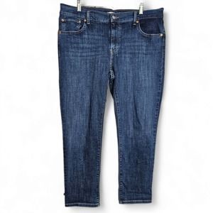 Levi's Women's Boyfriend Jeans Size 33